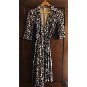 Diane von Furstenberg Silk Wrap Dress, Size 2